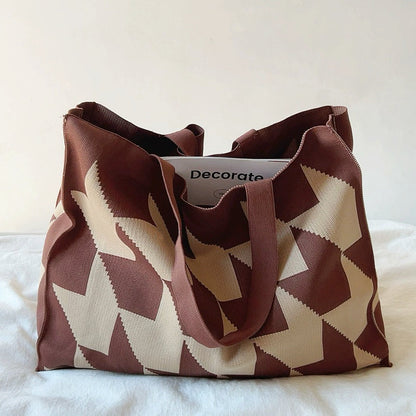 Arrow Print Large Tote Bag